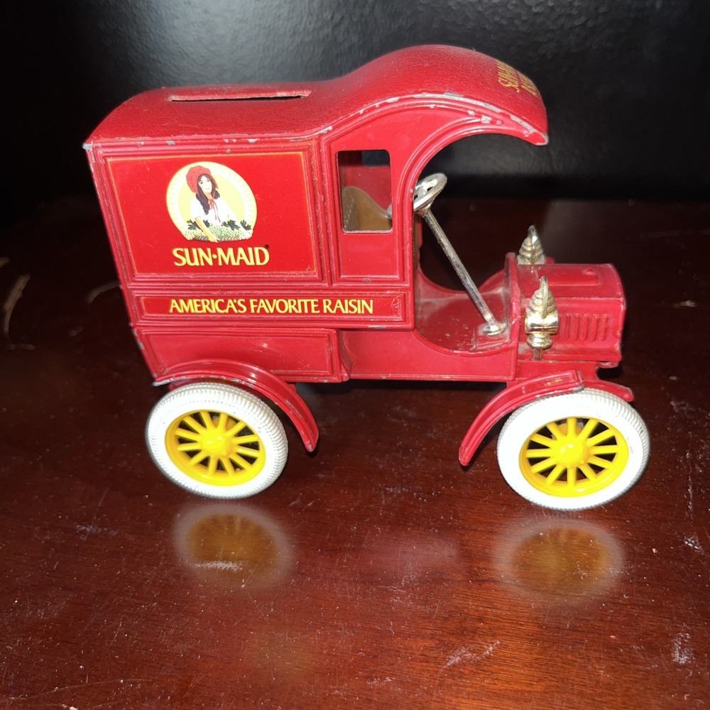 Ertl Co. Replica 1905 Ford's First Delivery Truck. Sun Maid Raisin Bank ( USA )